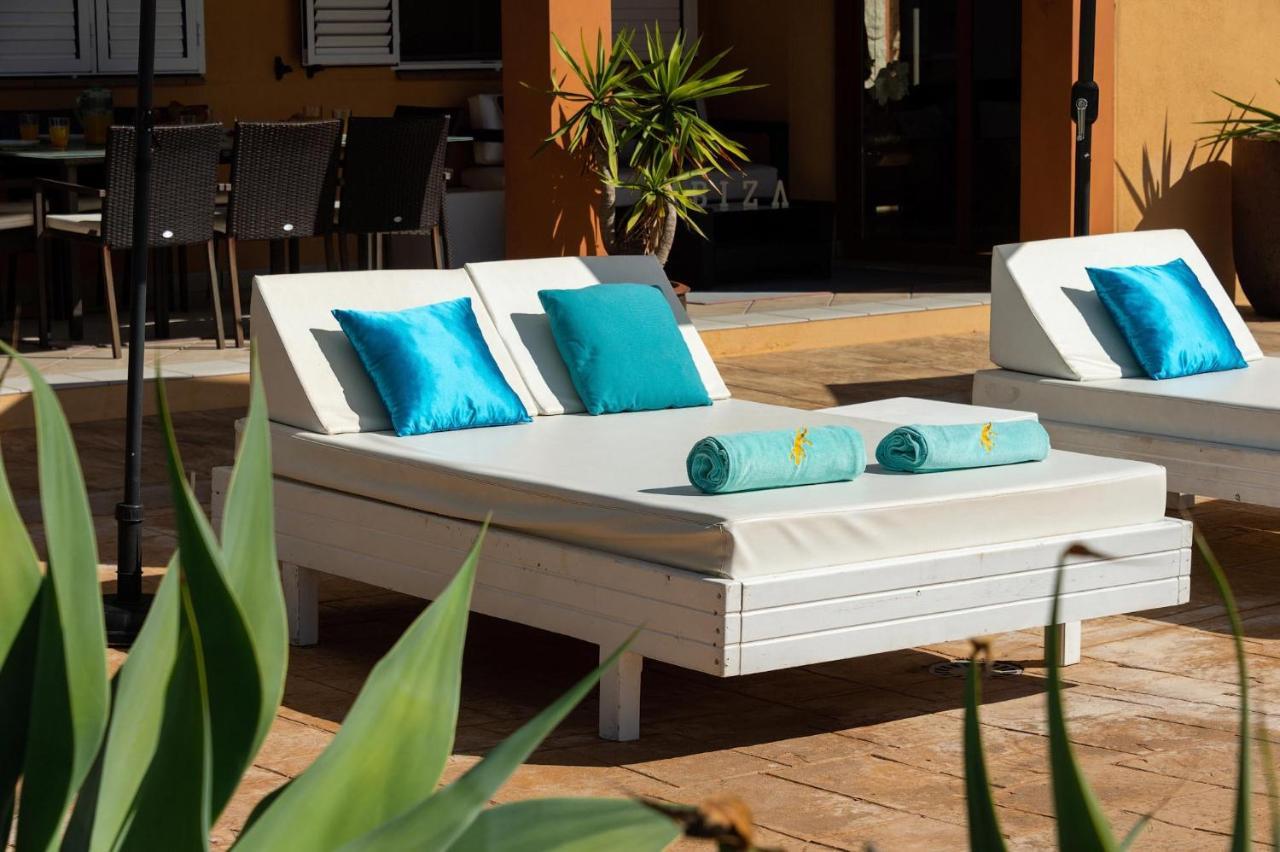 Serena Villa Sant Francesc de s'Estany Экстерьер фото
