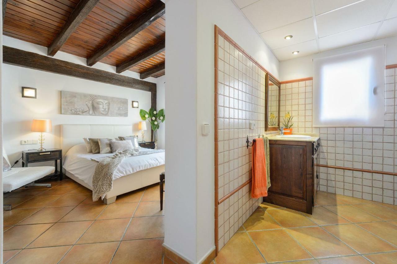 Serena Villa Sant Francesc de s'Estany Экстерьер фото