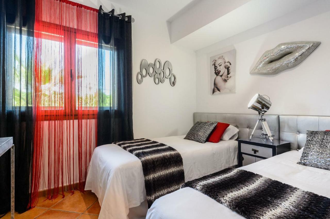 Serena Villa Sant Francesc de s'Estany Экстерьер фото